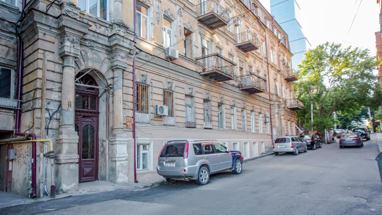 Near The Opera Apartman Tbiliszi Kültér fotó