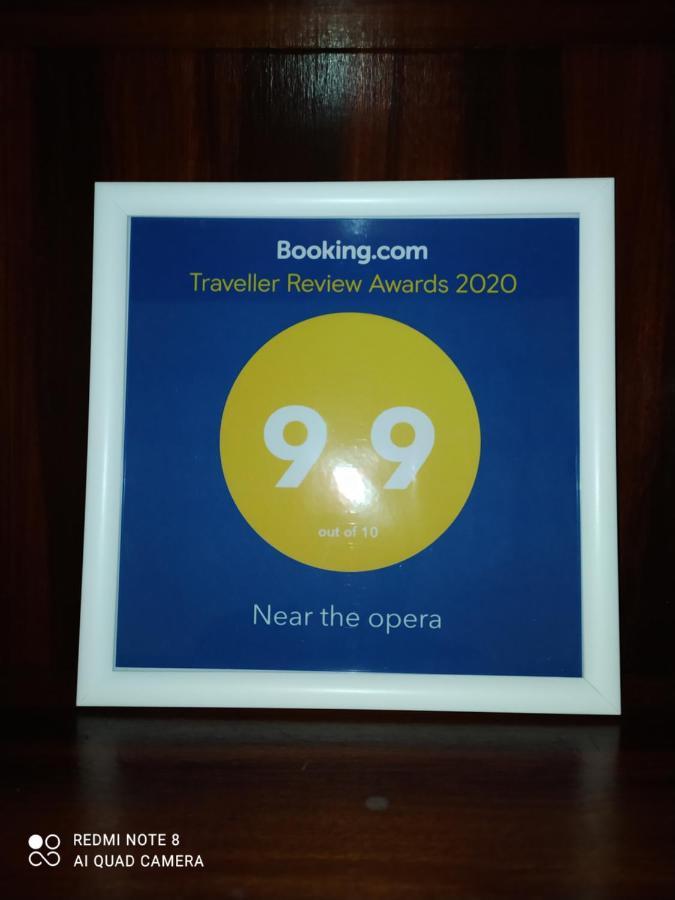 Near The Opera Apartman Tbiliszi Kültér fotó